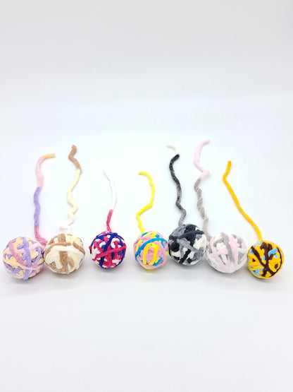 Kitty Cat Yarn Ball-1