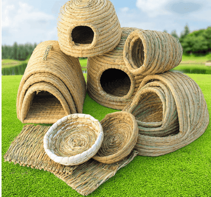 Handcrafted Natural Grass Hideaway-3